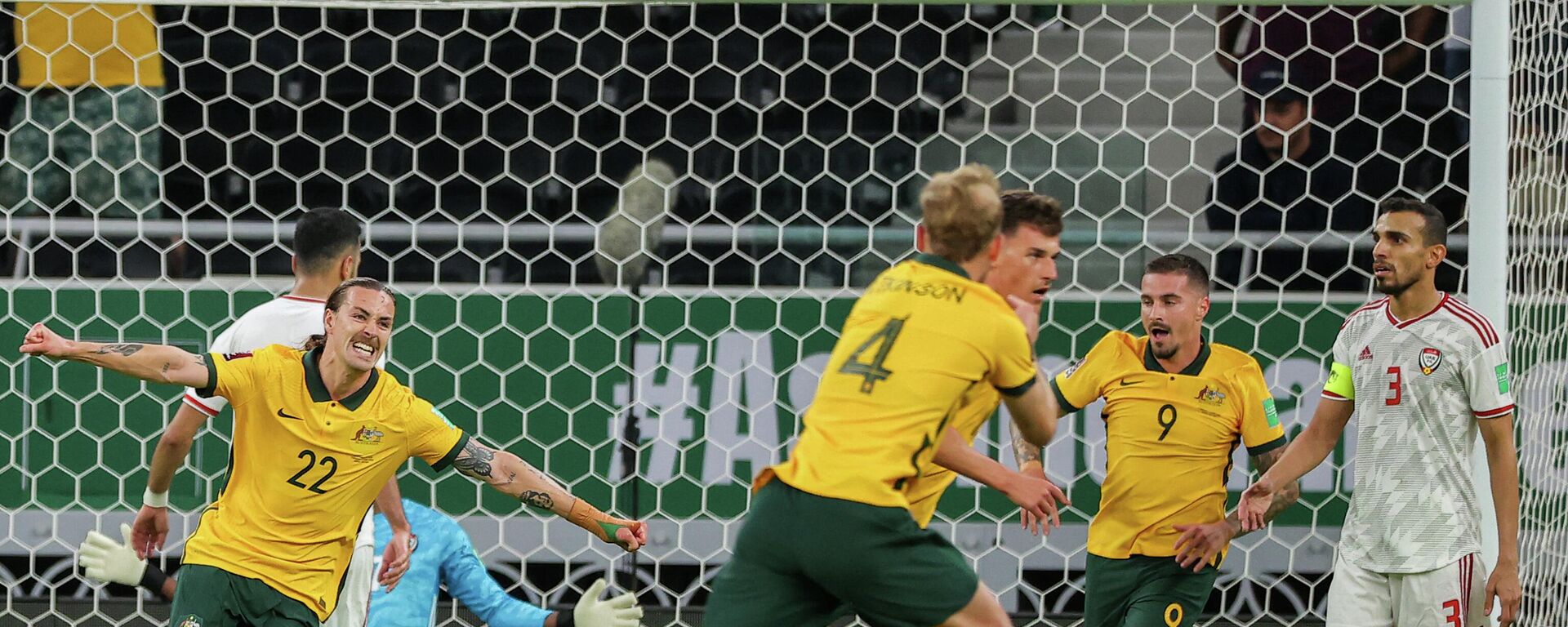 منتخب أستراليا يحجز البطاقة قبل الأخيرة على حساب البيرو بضربات الترجيح  - سبوتنيك عربي, 1920, 13.06.2022