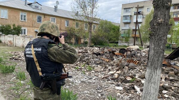 التحقيق بشأن جرائم القوات الأوكرانية في مدينة تابعة لجمهورية دونيتسك - سبوتنيك عربي