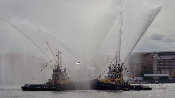 مهرجان كاسحات الجليد في بطرسبورغ - سبوتنيك عربي