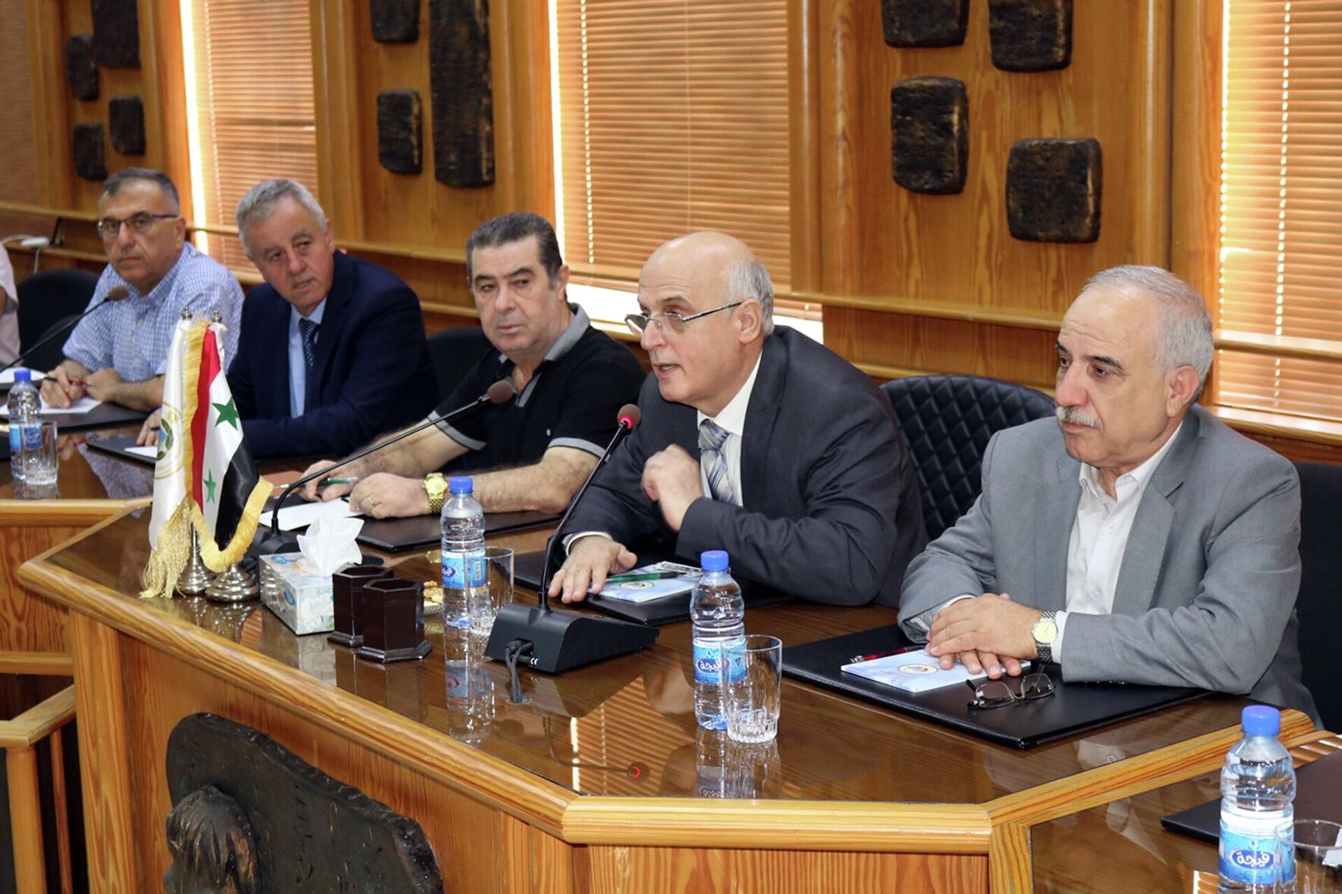 سوريا تتطلع لاقتناء زوارق روسية خاصة بمكافحة التلوث البحري والمساحة البحرية - سبوتنيك عربي, 1920, 15.06.2022