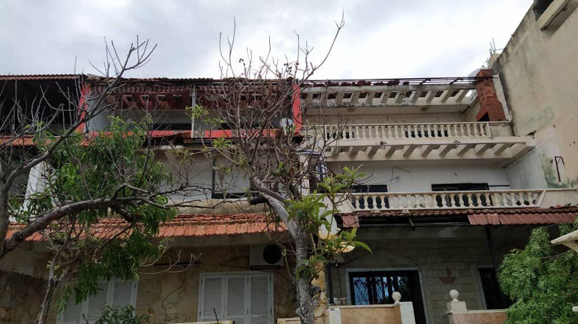 تسونامي اللاذقية... عاصفة قوية تضرب الساحل السوري وتسبب دمارا كبيرا - سبوتنيك عربي, 1920, 25.06.2022