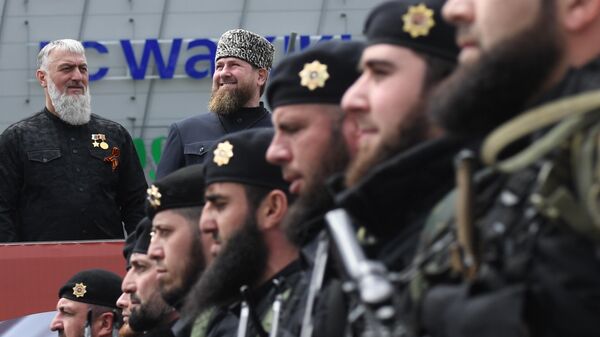 الرئيس الشيشاني رمضان قديروف يحضر عرضا عسكريا - سبوتنيك عربي