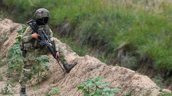 جنود من القوات المسلحة الروسية في القطاع الجنوبي من العملية العسكرية الخاصة في أوكرانيا، 27 يونيو 2022 - سبوتنيك عربي