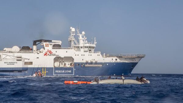 عملية إنقاذ مأساوية في وسط البحر الأبيض المتوسط - سبوتنيك عربي