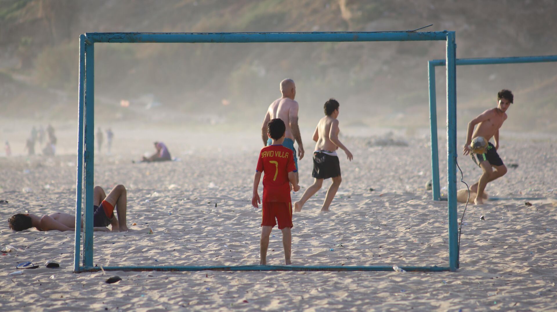 لبنان... المنتجعات السياحية لحاملي الدولار والمقتدرين والشواطئ الشعبية لعامة الناس - سبوتنيك عربي, 1920, 30.06.2022