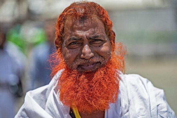 أحد الحجاج في مخيم منى للحجاج، في مدينة مكة المكرمة في المملكة العربية السعودية في 7 يوليو 2022 - سبوتنيك عربي