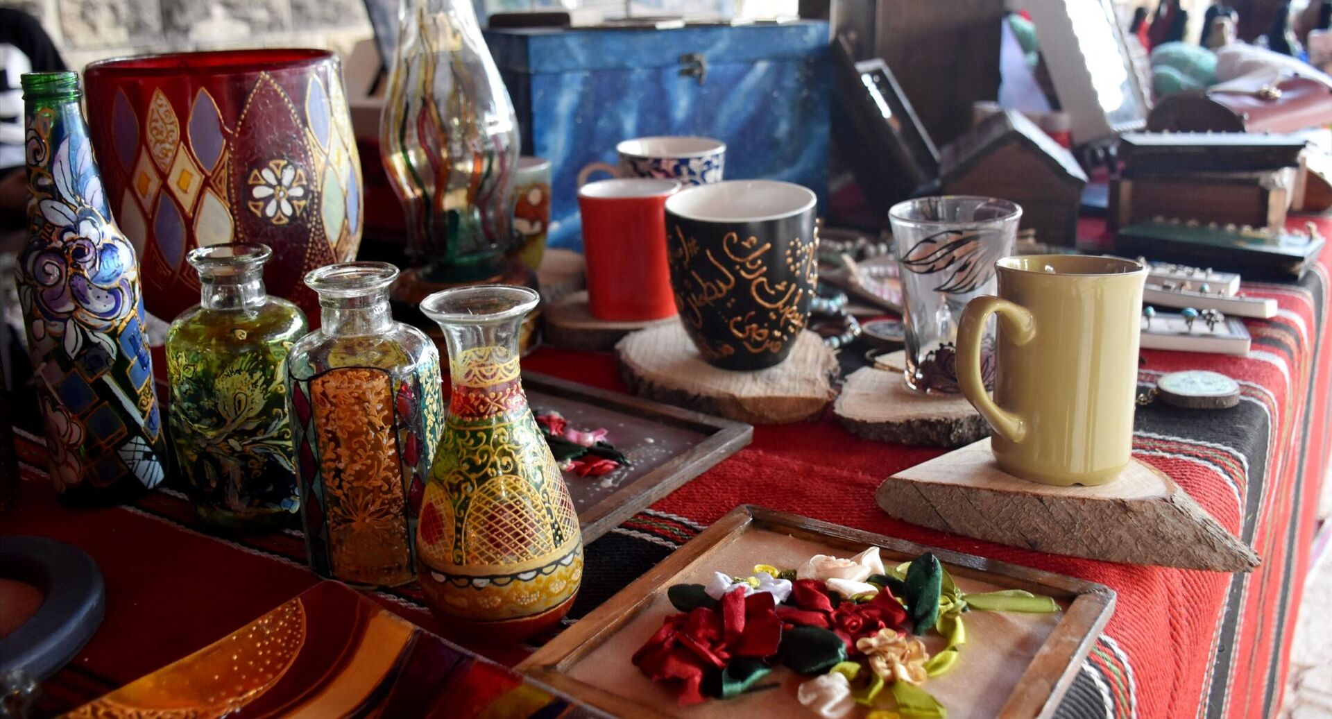 مهرجان القلعة والوادي.. شهر كامل من السهر والتراث والطبيعة وسط سوريا
 - سبوتنيك عربي, 1920, 22.07.2022