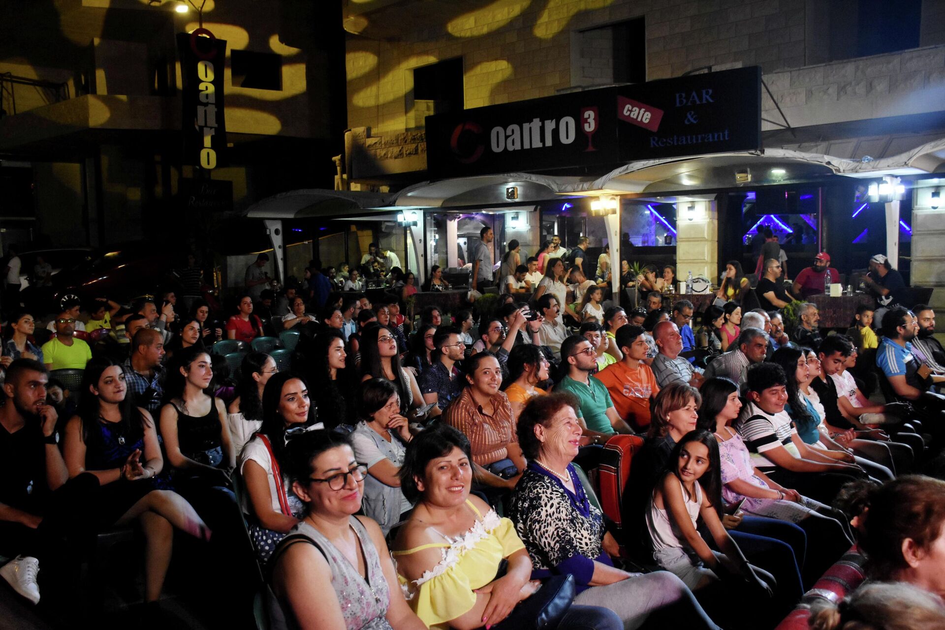 مهرجان القلعة والوادي.. شهر كامل من السهر والتراث والطبيعة وسط سوريا
 - سبوتنيك عربي, 1920, 22.07.2022