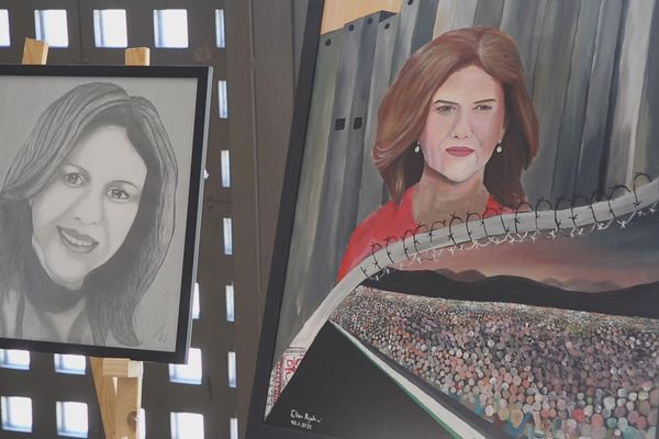 معرض على مسافة قريبة لتخليد ذكرى الصحفية شيرين أبو عاقلة - سبوتنيك عربي