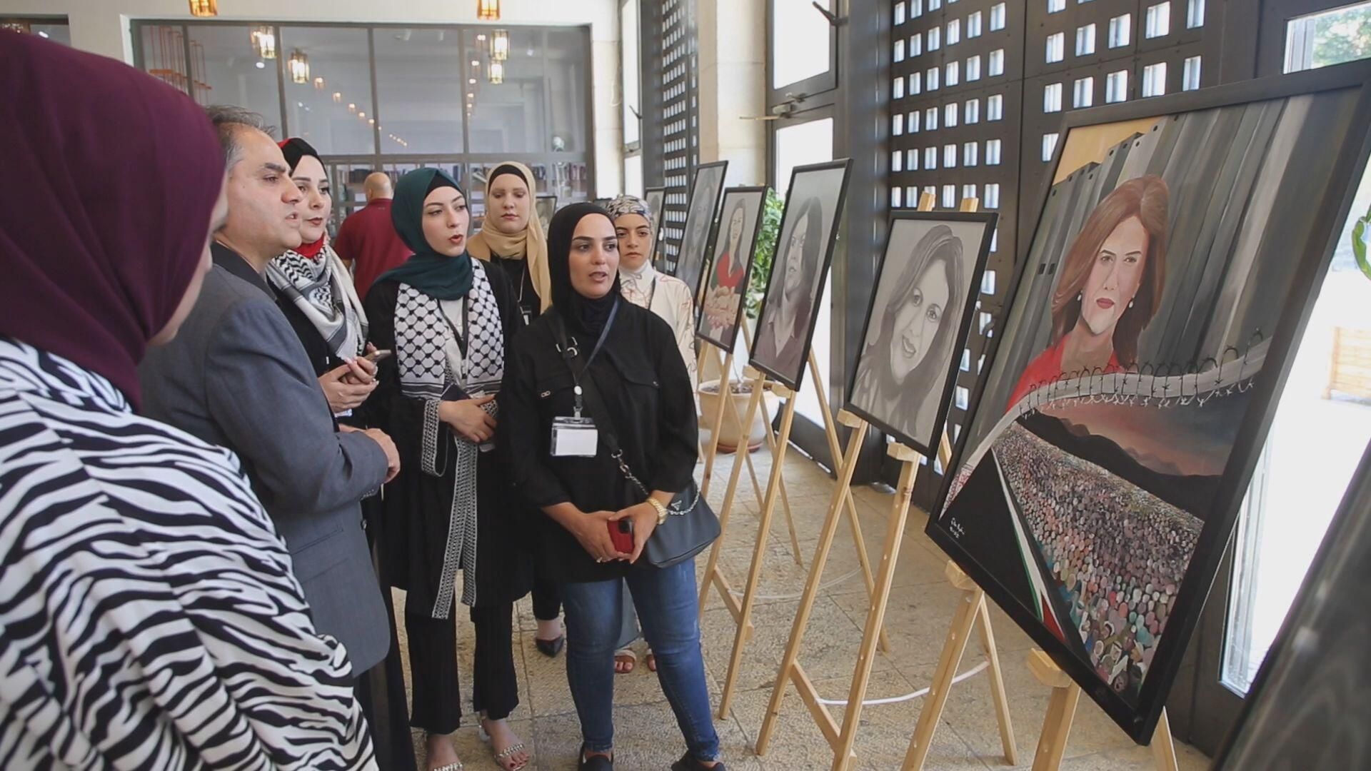 معرض على مسافة قريبة لتخليد ذكرى الصحفية شيرين أبو عاقلة - سبوتنيك عربي, 1920, 25.07.2022