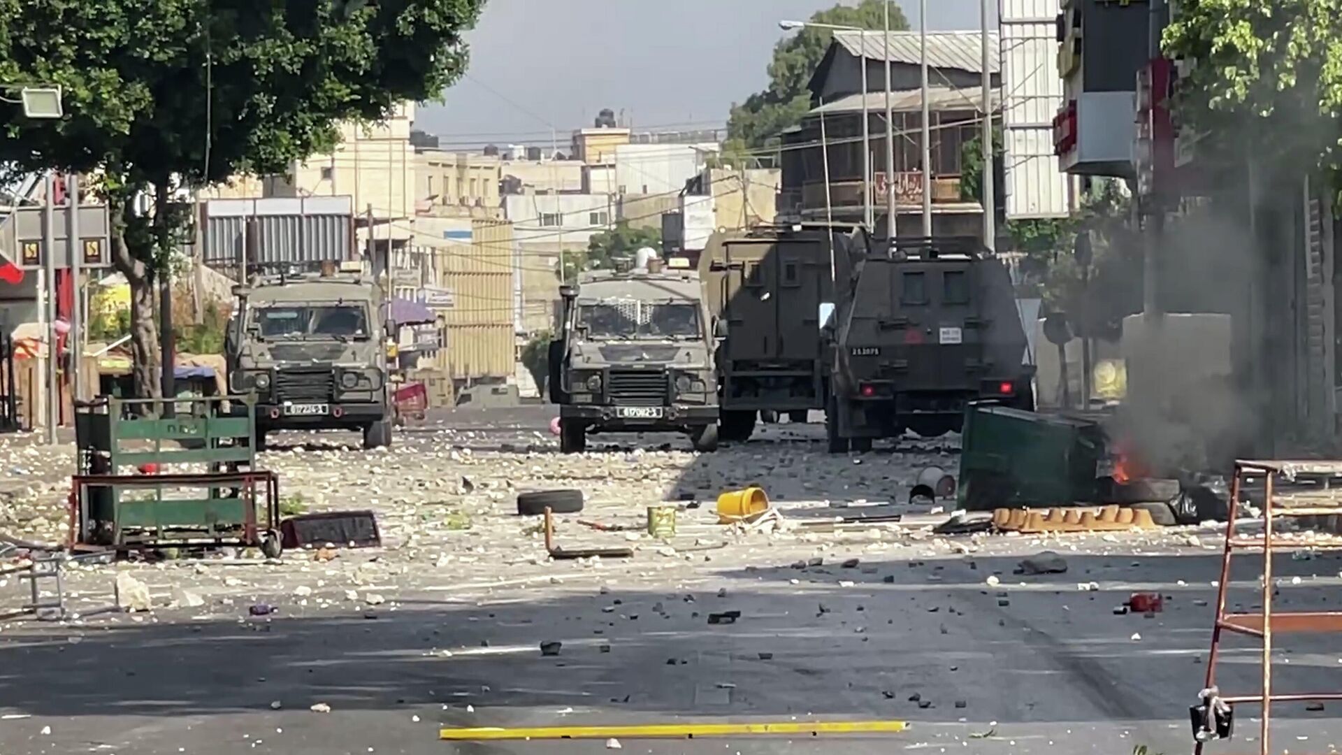 عشرات آلاف من الفلسطينيين يشيعون قائد في كتائب شهداء الأقصى قضى في عملية إسرائيلية في نابلس - سبوتنيك عربي, 1920, 09.08.2022