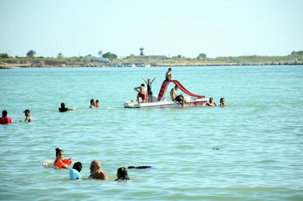 الاصطياف على سواحل اللاذقية، سوريا - سبوتنيك عربي