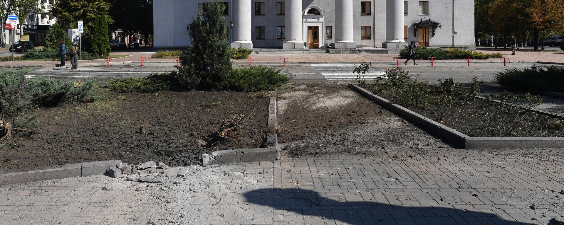 آثار قصف القوات المسلحة الأوكرانية في مدينة دونيتسك، جمهورية دونيتسك الشعبية، 17 سبتمبر 2022 - سبوتنيك عربي, 1920, 25.09.2022