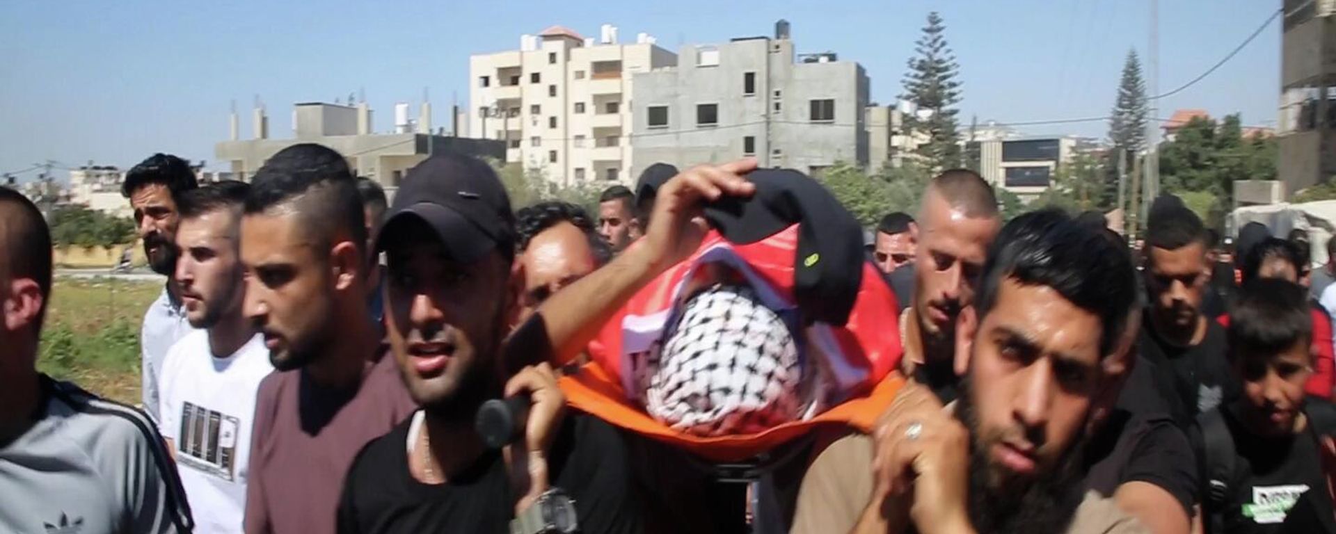 الفلسطينيون يشيعون 4 قتلى قضوا بعملية عسكرية للجيش الإسرائيلي في جنين والحداد يعم الضفة الغربية الفلسطينيون يشيعون 4 قتلى قضوا بعملية عسكرية للجيش الإسرائيلي في جنين والحداد يعم الضفة الغربية - سبوتنيك عربي, 1920, 28.09.2022