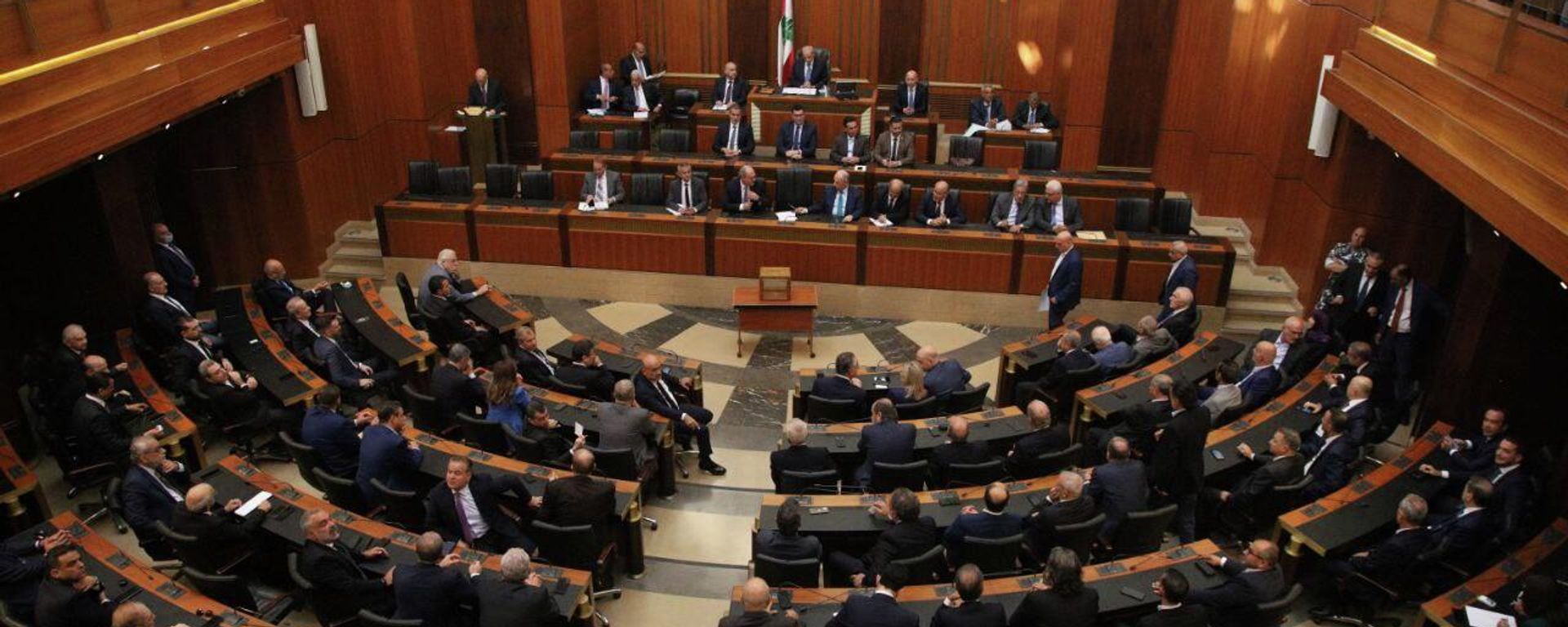 افتتاح جلسة انتخاب رئيس للجمهورية اللبنانية في مجلس النواب، بيروت، لبنان 29 سبتمبر 2022 افتتاح جلسة انتخاب رئيس للجمهورية اللبنانية في مجلس النواب، بيروت، لبنان 29 سبتمبر 2022 - سبوتنيك عربي, 1920, 18.10.2022