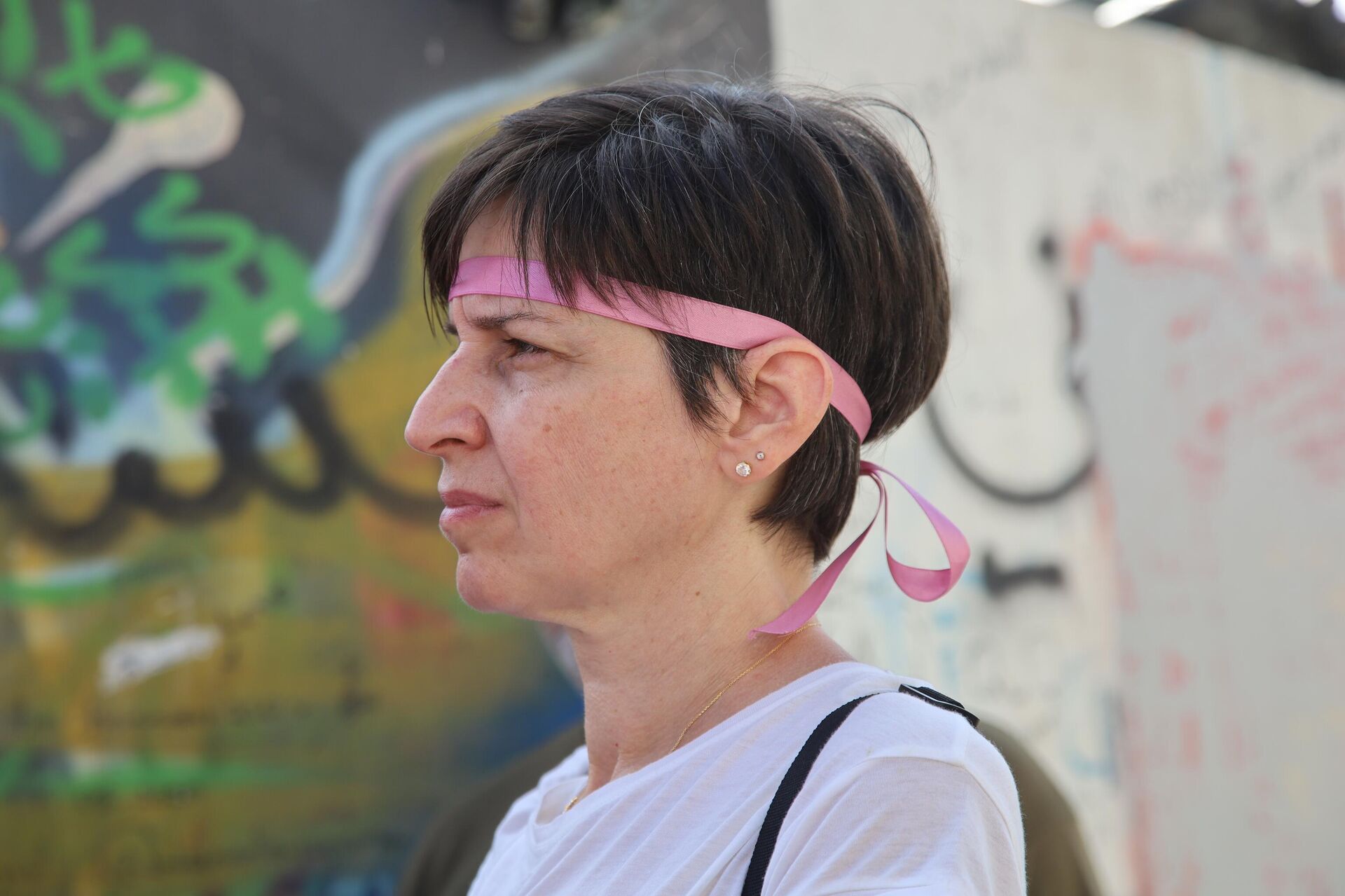  ما بدنا أضوية.. بدنا أدوية مسيرة وردية في بيروت لتأمين أدوية السرطان - سبوتنيك عربي, 1920, 02.10.2022