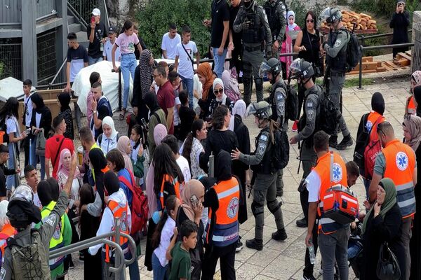 القوات الإسرائيلية تقمع فعالية لإحياء ذكرى المولد النبوي في القدس وتعتقل 6 فلسطينيين القوات الإسرائيلية تقمع فعالية لإحياء ذكرى المولد النبوي في القدس وتعتقل 6 فلسطينيين - سبوتنيك عربي