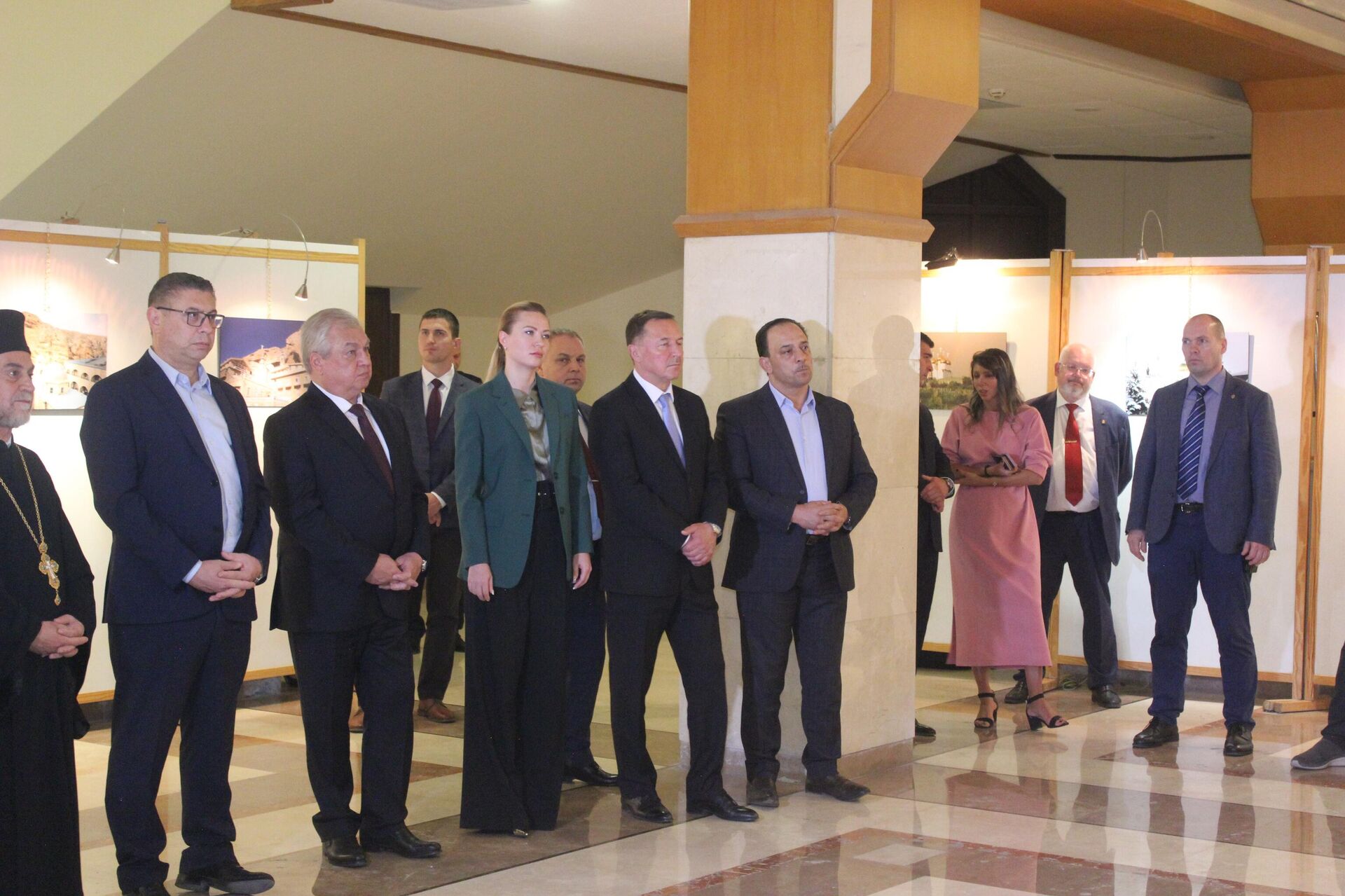 (معلولا نيكولسكوي.. تهاتف المصائر).. الإرهاب يميط اللثام عن وجهه في سوريا ودونيتسك - سبوتنيك عربي, 1920, 19.10.2022