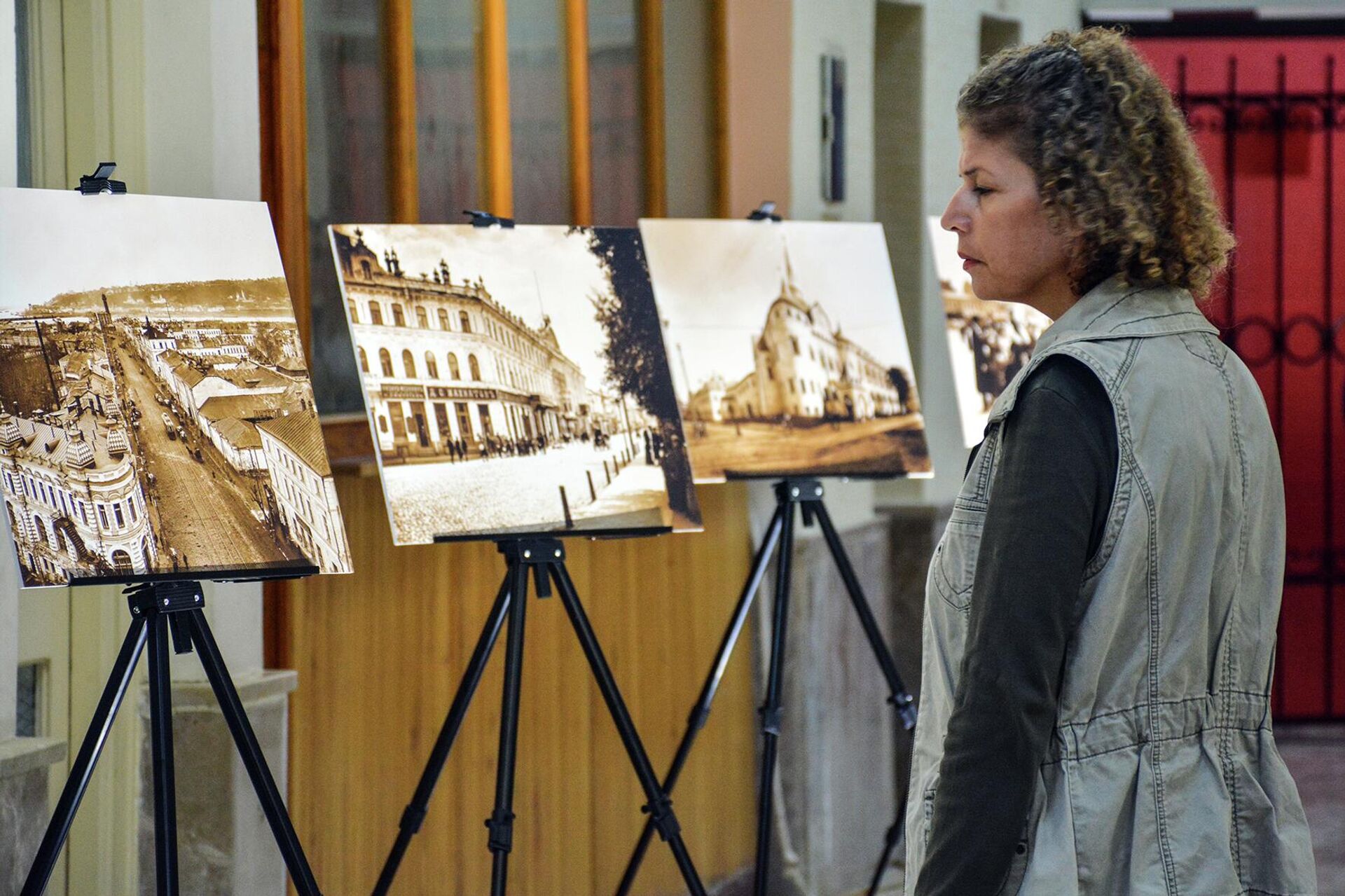 في اللاذقية.. أوركسترا نيجني نوفغورود تصدح بروائع الفن وتمجد الانتصار على النازية - سبوتنيك عربي, 1920, 19.10.2022