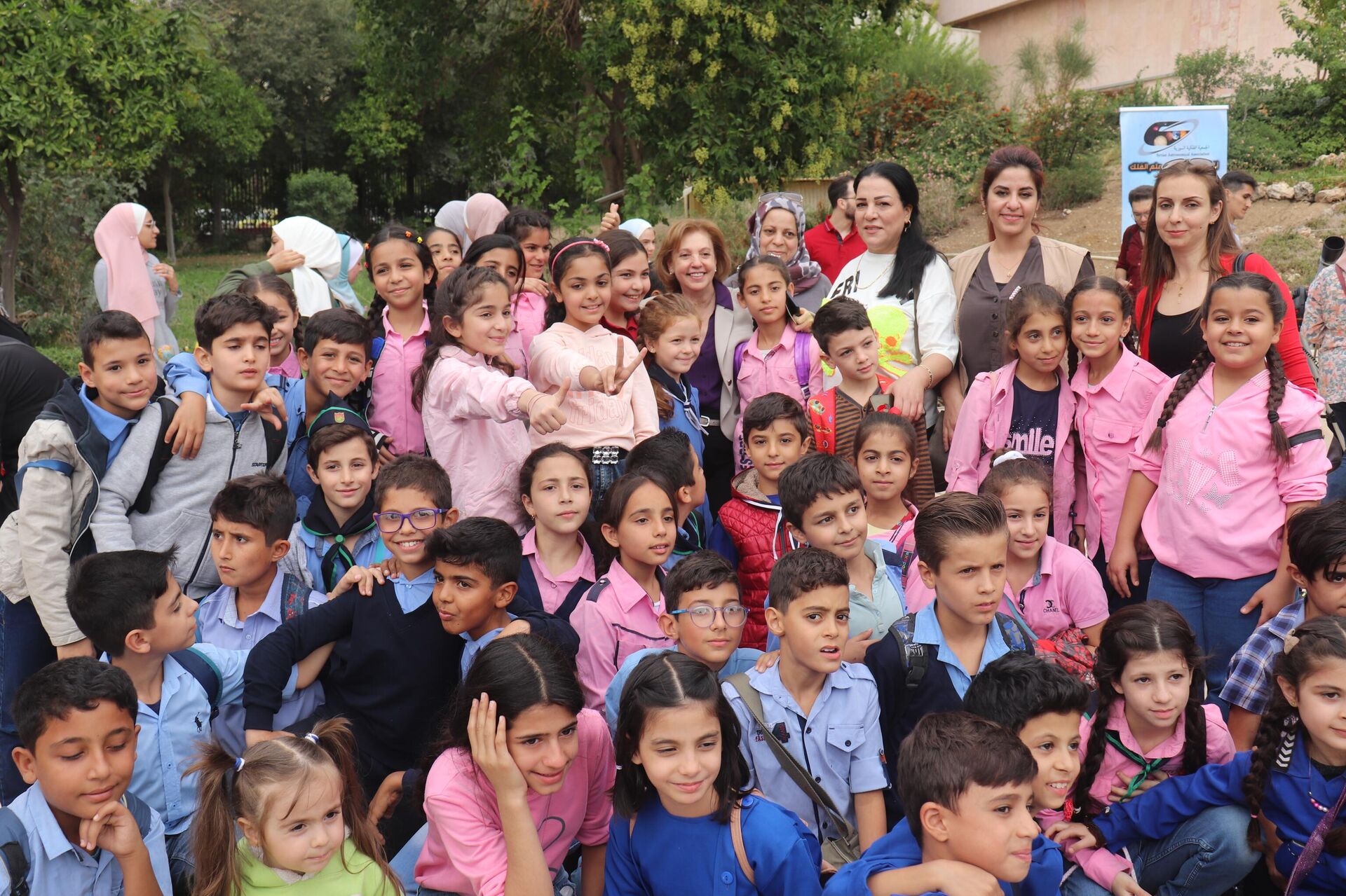 هواة الفلك السوريين يرصدون كسوف الشمس في دمشق هواة الفلك السوريين يرصدون كسوف الشمس في دمشق - سبوتنيك عربي, 1920, 25.10.2022