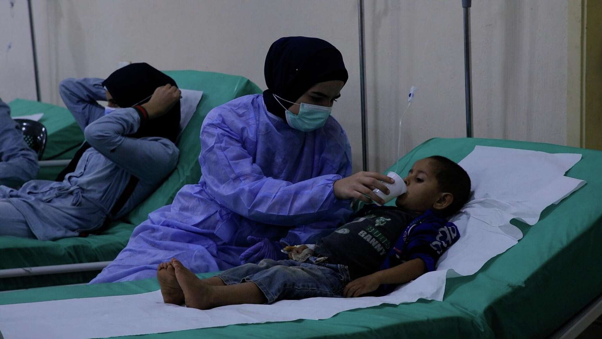 "مهددا بكارثة صحية".. تفشي وباء الكوليرا في عاصمة عربية