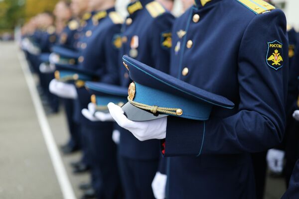 المشاركات في حفل تخرج الضباط اليافعين في معهد كراسنودار العالي للطيران العسكري باسم بطل الاتحاد السوفيتي أ. ك. سيروف - سبوتنيك عربي