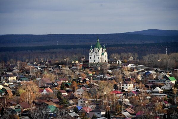 معبد الكسندر نيفسكي في نيجني تاجيل. يعتبر الثامن من أكتوبر عام 1722 هو تاريخ تأسيس مدينة نيجني تاغيل، ويحتفل بالذكرى الـ 300 لتأسيس المدينة على مدار السنة. - سبوتنيك عربي