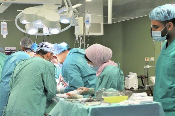 إجراء عمليات زراعة القرنية في قطاع غزة ضمن مبادرة &quot;ومن أحياها&quot; - سبوتنيك عربي