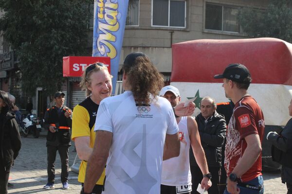 فعاليات سباقات ماراثون دمشق لمسافة (42.195) كم في العاصمة السورية دمشق، بمشاركة عدائين أجانب - سبوتنيك عربي