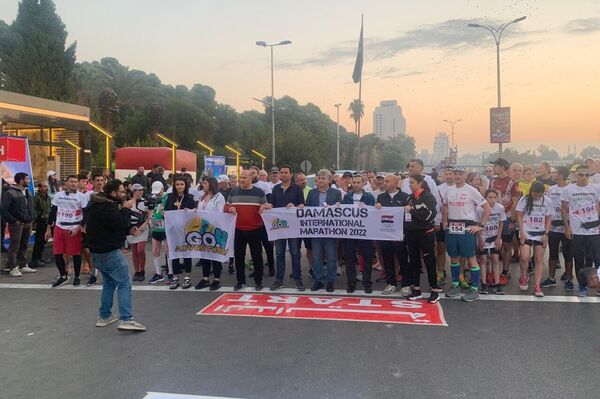 فعاليات سباقات ماراثون دمشق لمسافة (42.195) كم في العاصمة السورية دمشق، بمشاركة عدائين أجانب - سبوتنيك عربي