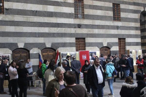 روائع الزجاج الروسي في خان أسعد باشا بدمشق - سبوتنيك عربي