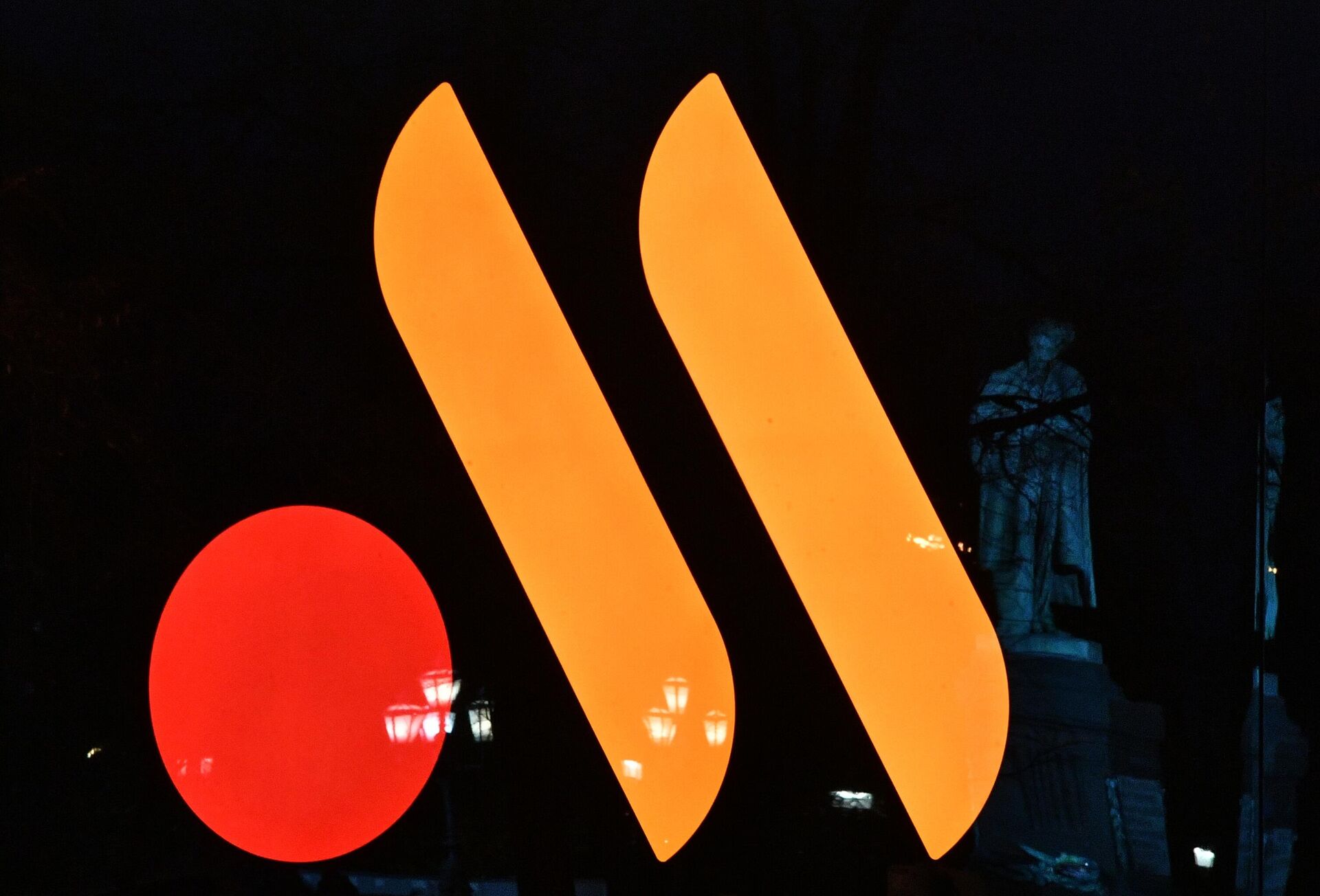 مطعم الوجبات السريعة الروسي فكوسنا إي توشكا في العاصمة موسكو  - سبوتنيك عربي, 1920, 12.12.2022