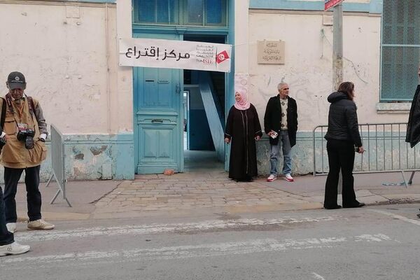 أكثر من 9 ملايين ناخب تونسي يصوتون لاختيار من يمثلهم في البرلمان القادم
 - سبوتنيك عربي