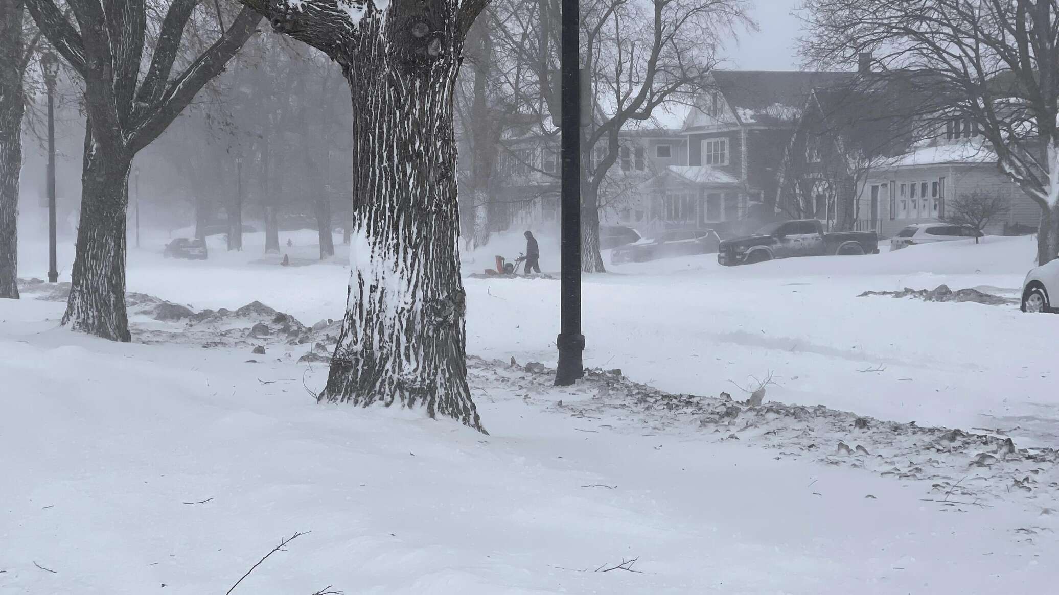 عاصفة ثلجية تربك حركة الطيران في الولايات المتحدة: أكثر من 8500 رحلة متأخرة ومئات ملغاة