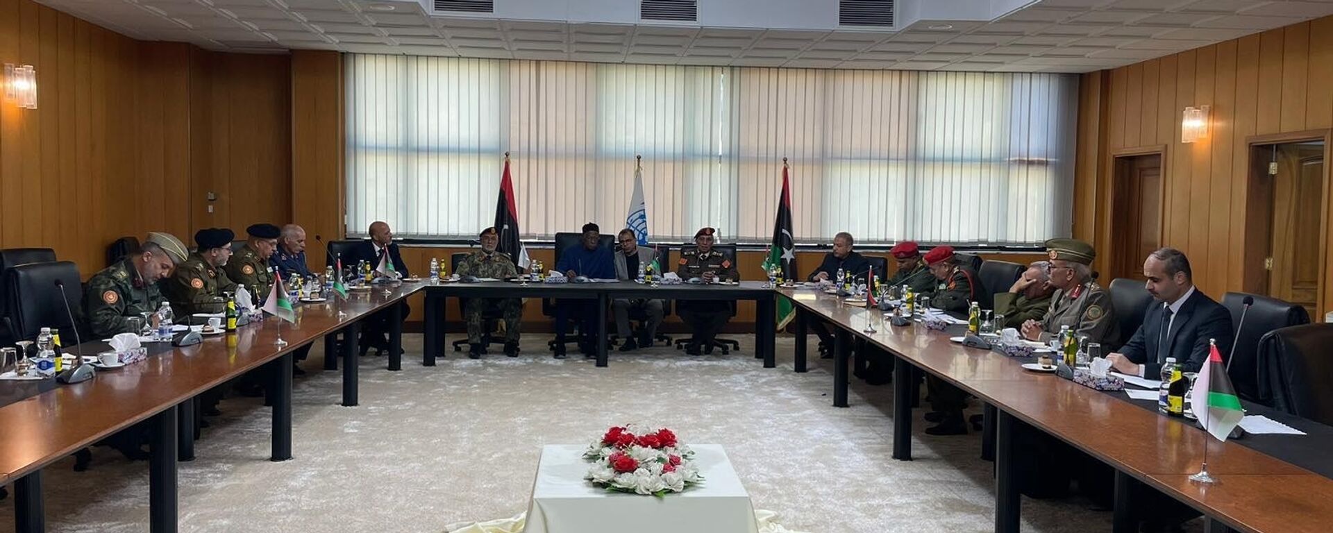 انطلاق اجتماع اللجنة العسكرية المشتركة في سرت بحضور المبعوث الاممي لدى ليبيا السيد عبد الله باتيلي
 - سبوتنيك عربي, 1920, 27.05.2023