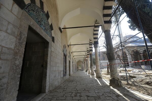 تُظهر هذه الصورة منظرًا جزئيًا لمجمع مسجد السليمانية التكية ، في العاصمة السورية دمشق، في 25 يناير 2023، خلال مشروع ترميم بدأته سلطات البلاد. - سبوتنيك عربي