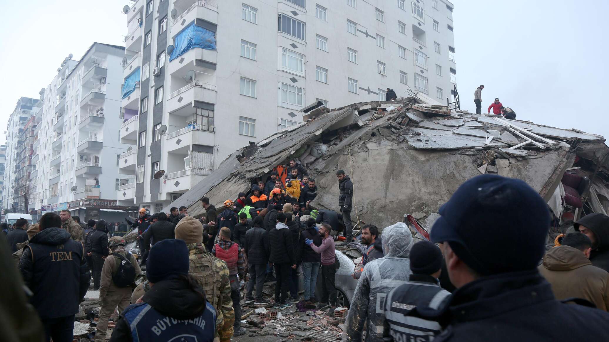 زلزال يضرب مدينة إسطنبول التركية