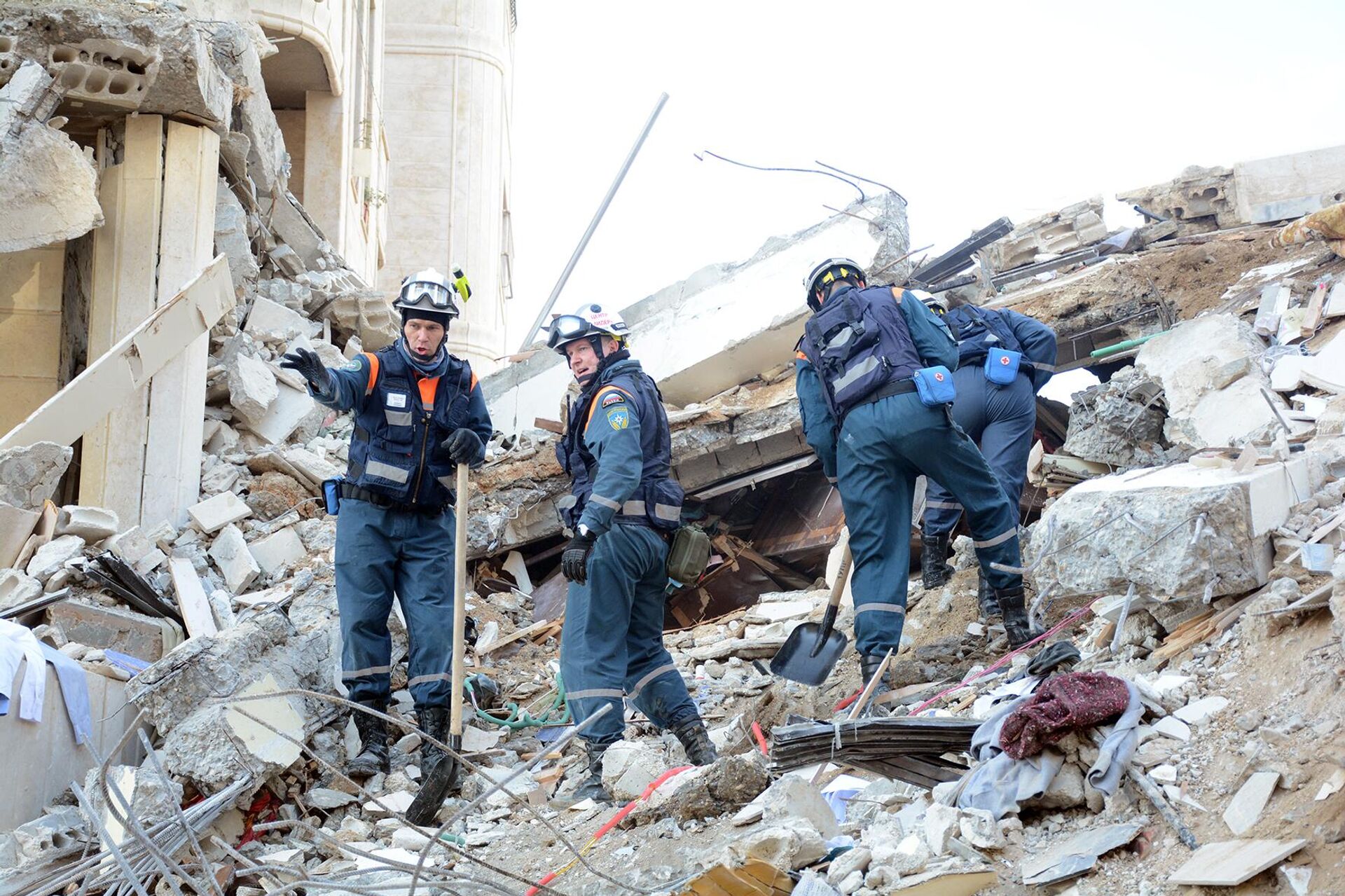 فريق الإنقاذ الروسي في مدينة جبلة، محافظة اللاذقية، سوريا فريق الإنقاذ الروسي في مدينة جبلة، محافظة اللاذقية، سوريا - سبوتنيك عربي, 1920, 07.12.2023