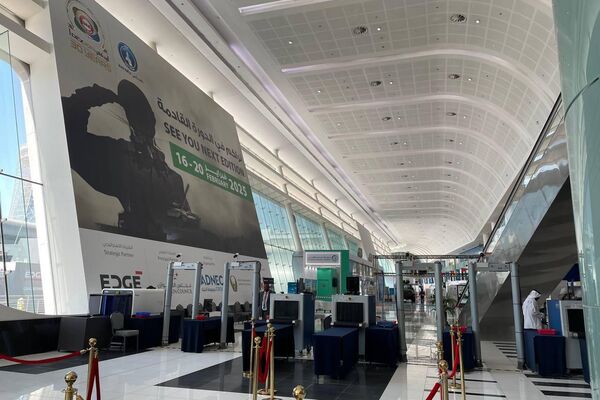 مؤتمر الدفاع الدولي في أبوظبي 2023 - سبوتنيك عربي