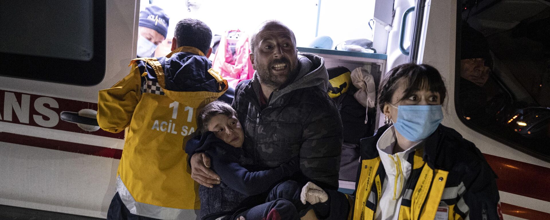 تداعيات زلزال هاتاي في تركيا، 21 فبراير 2023 - سبوتنيك عربي, 1920, 25.04.2025