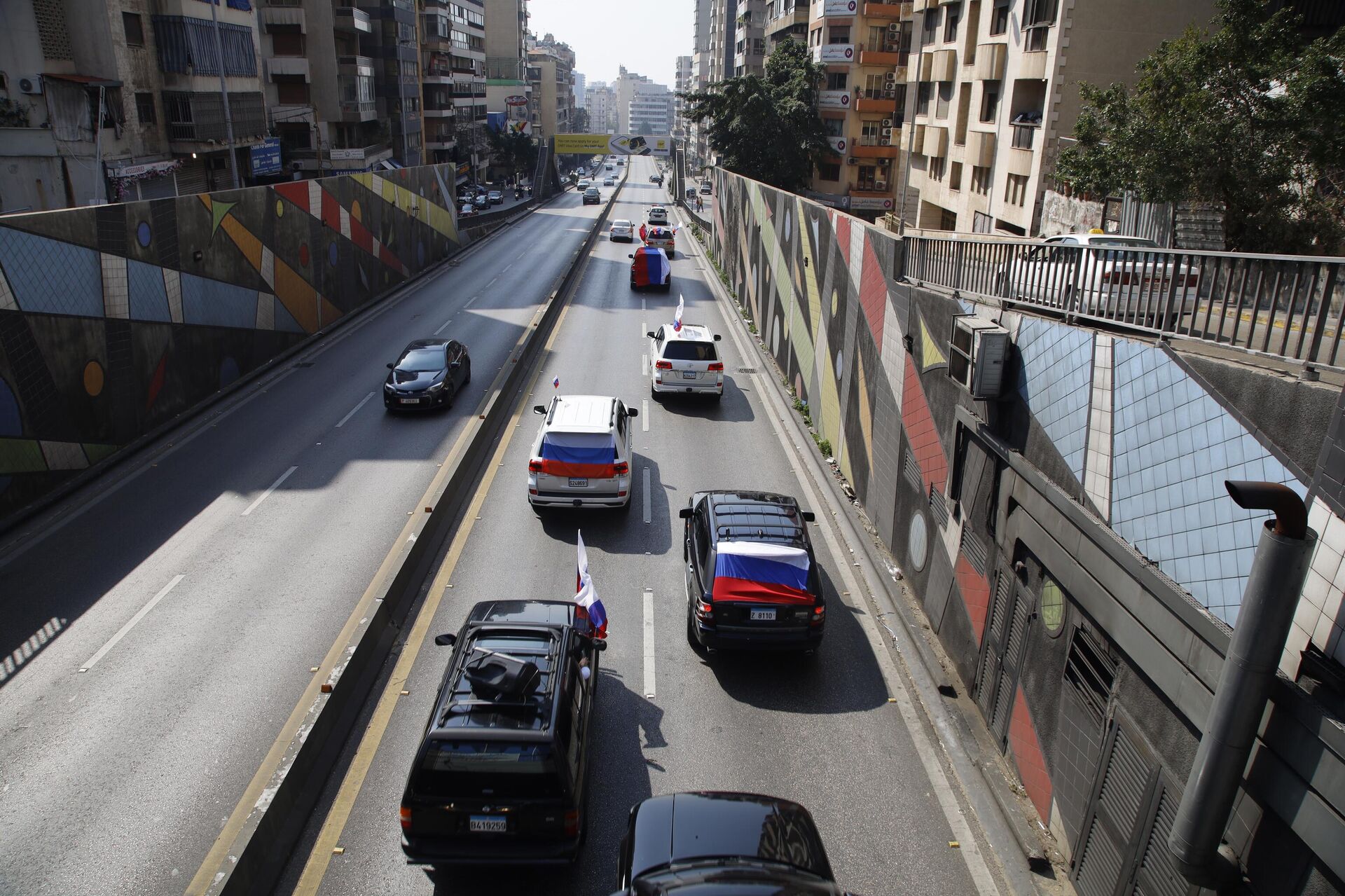 مسيرة سيارة في شوارع بيروت دعما لروسيا - سبوتنيك عربي, 1920, 26.02.2023