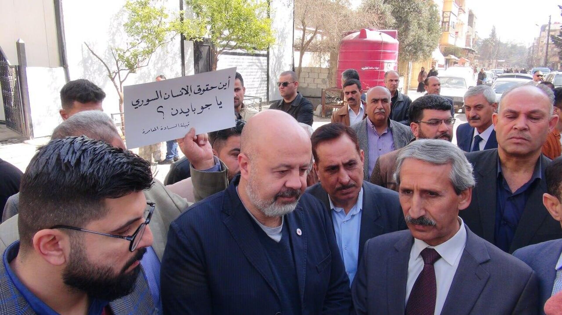 قبيلة السادة المعامرة تطالب الصليب الأحمر بالعمل على فك الحصار عن الشعب السوري
 - سبوتنيك عربي, 1920, 02.03.2023