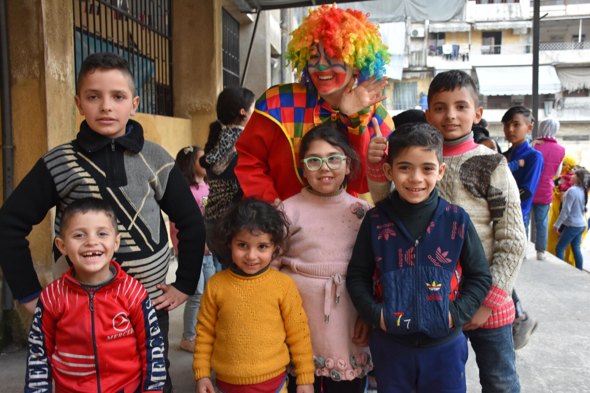 من الحرب إلى الزلزال.. سونا تنذر نفسها لأطفال النكبات في سوريا - سبوتنيك عربي, 1920, 06.03.2023