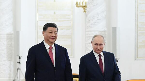 الرئيس الروسي فلاديمير بوتين يستقبل الرئيس الصيني شي جين بينغ، في قصر الكرملين  2 مارس 2023  - سبوتنيك عربي
