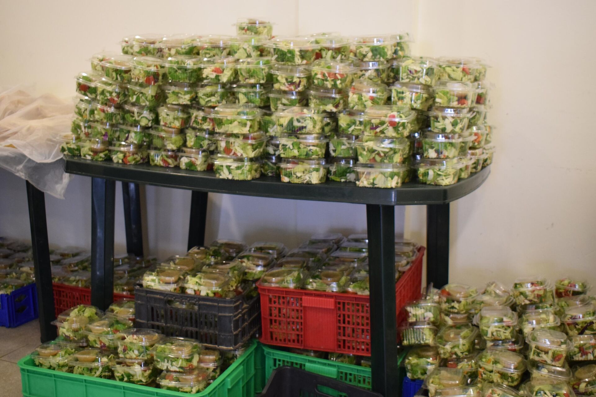 مبادرة عطاء الخير تقدم وجبات إفطار صائم في ضواحي بيروت - سبوتنيك عربي, 1920, 31.03.2023