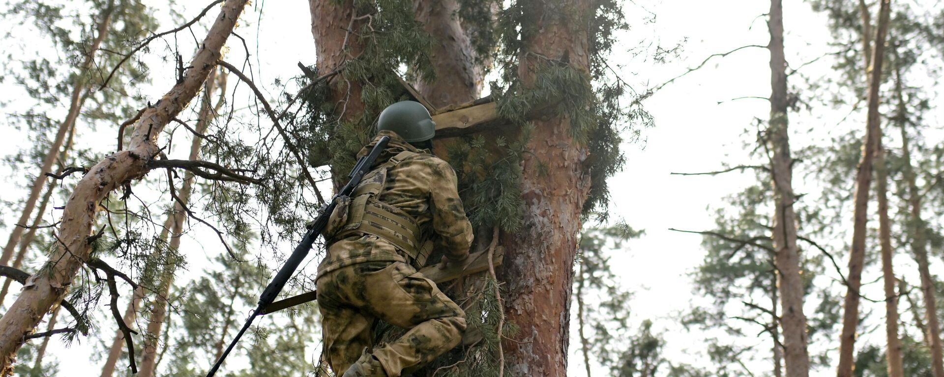 جنود من القوات الخاصة أخمات في موقع قطاع كريمينسكي بالجبهة القتالية في دونباس، منطقة العملية العسكرية الخاصة - سبوتنيك عربي, 1920, 24.09.2023