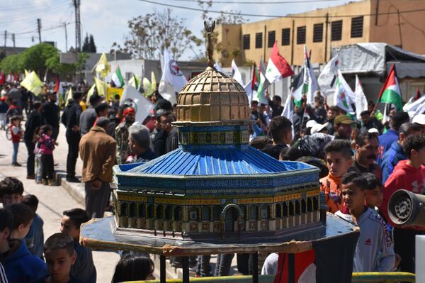 لواء القدس الفلسطيني ينظم مسير يوم القدس العالمي - سبوتنيك عربي