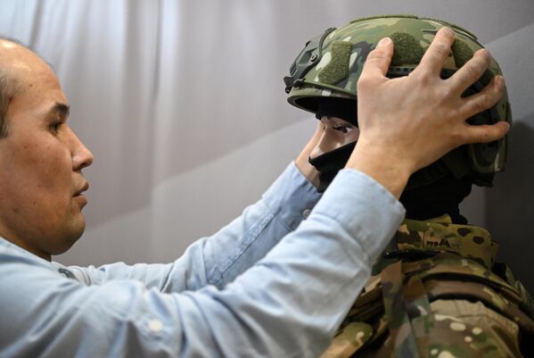 مشارك في  المعرض المتخصص الثاني "إكيبيروفكا" في إحدى أجنحة  الحديقة العامة "في دي إن خا". - سبوتنيك عربي