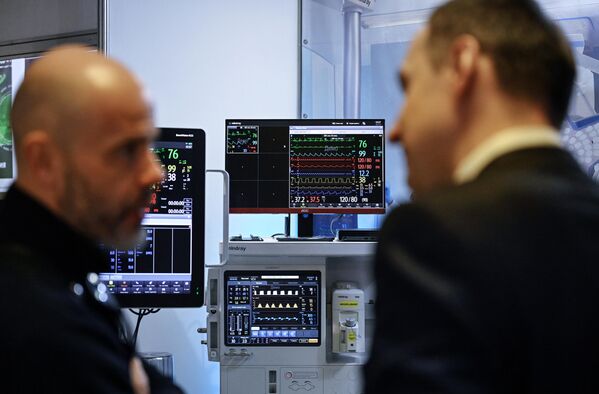 المعدات الطبية في المعرض المتخصص الثاني "إكيبيروفكا" في إحدى أجنحة  الحديقة العامة "في دي إن خا". - سبوتنيك عربي