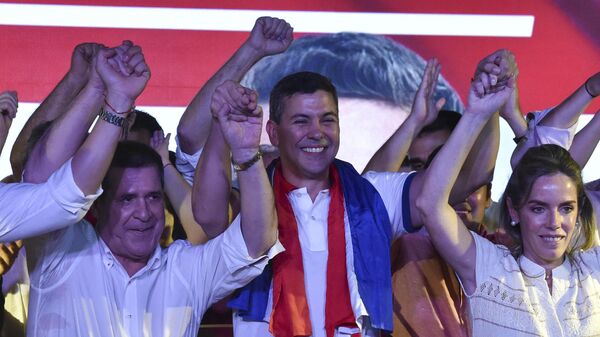 سانتياغو بينيا المرشح الرئاسي لباراغواي عن حزب كولورادو، الاثنين، 1 مايو 2023 - سبوتنيك عربي